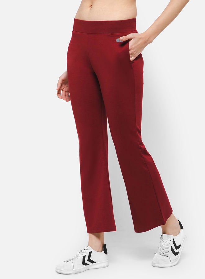 Clovia Comfort Fit Flared Yoga Pants with Side Pockets - Image 4