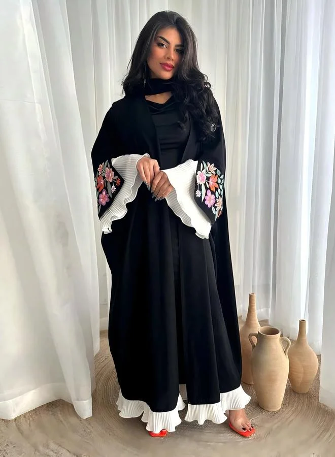 تايك تو عباية مطرزة بأكمام مكسرة - أسود