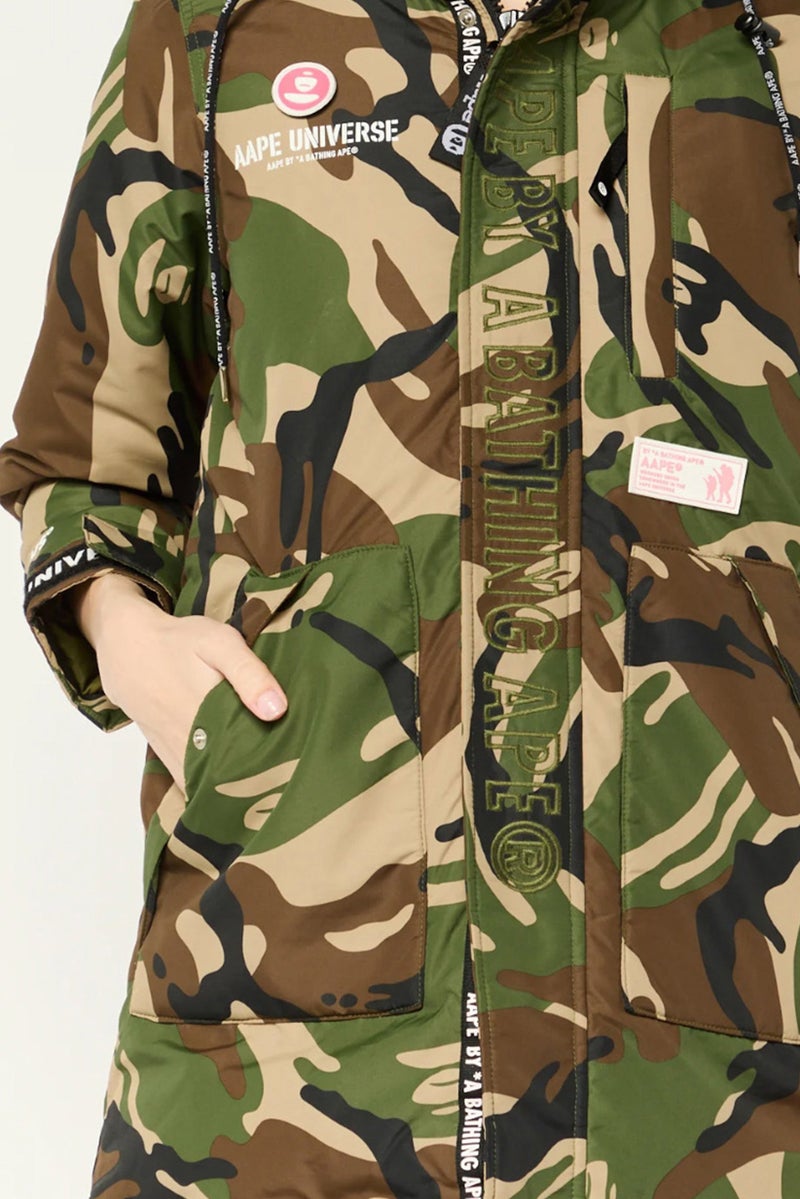 Aape BY *A BATHING APE® جاكيت بافر تمويه للنساء، زيتوني/بني - Image 5