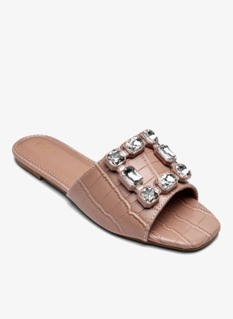 فايور صنادل مسطحة مزينة