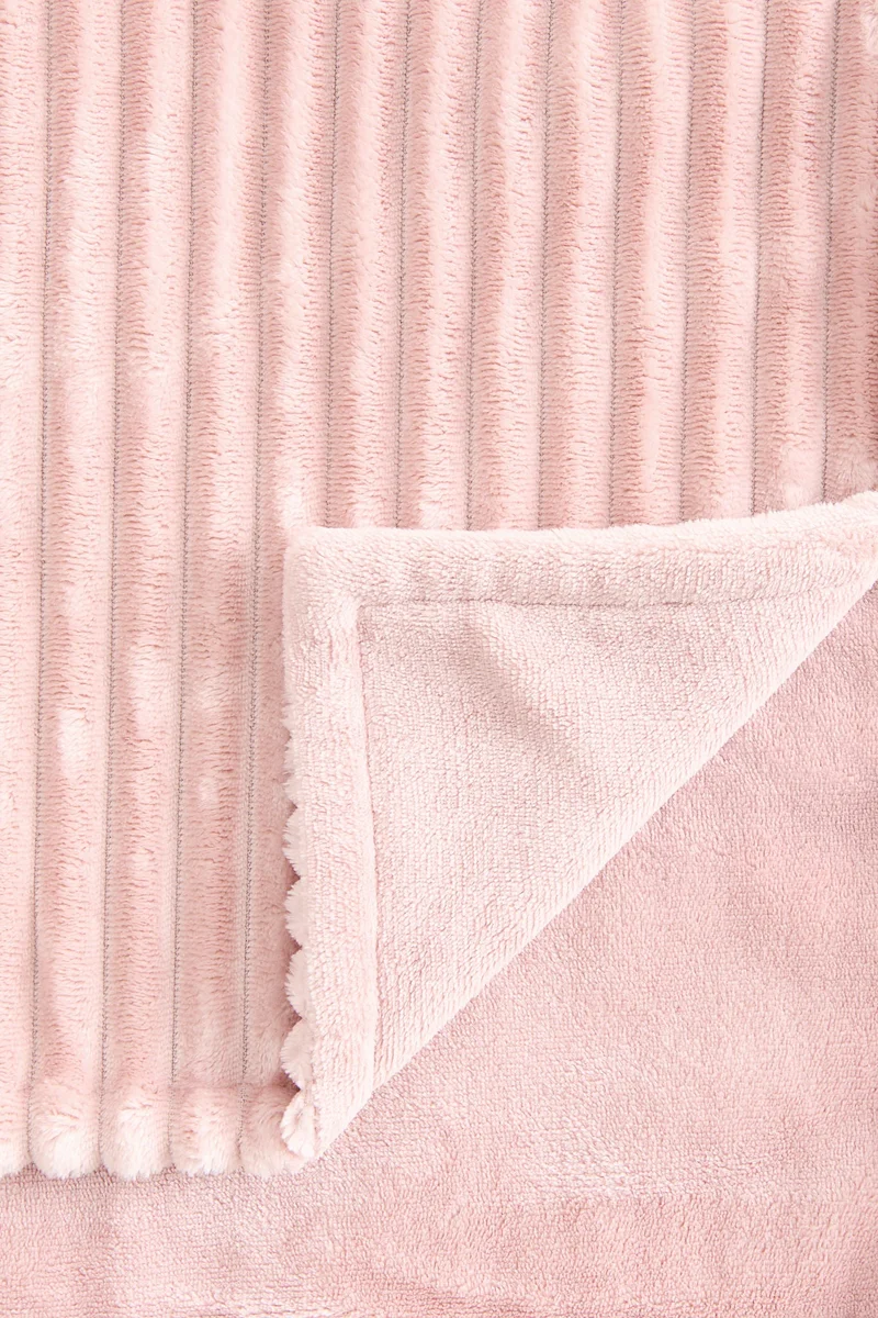 H&M Structured fleece blanket