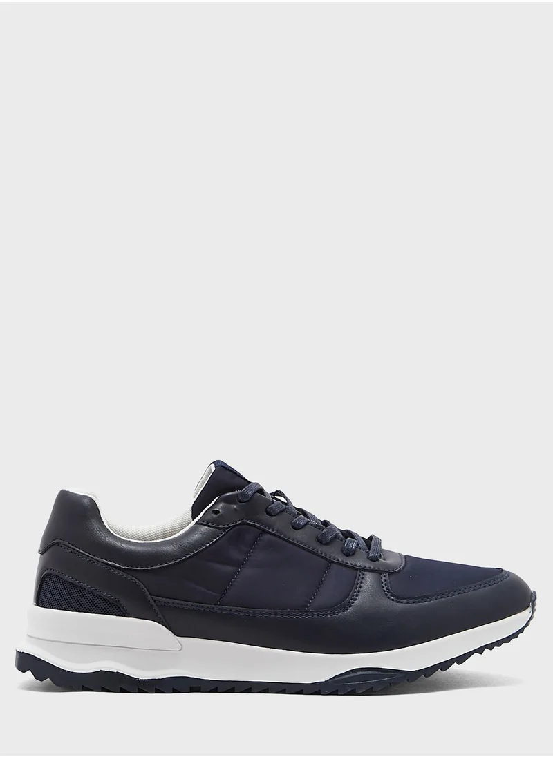 Robert Wood Smart Casual Sneakers