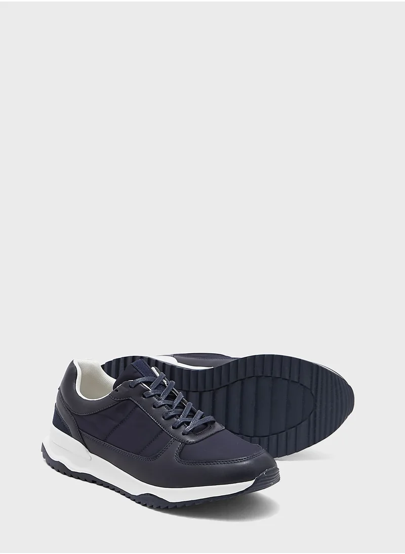 Robert Wood Smart Casual Sneakers