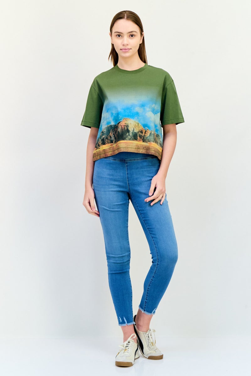 ESPRIT Women Oversized Crew Neck Short Sleeves Graphic Print Crop Top, Multicolor - Image 4