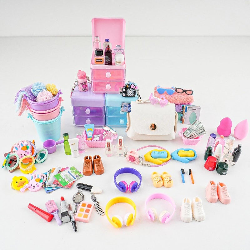 HSJH 118Pcs Dollhouse Mini Jewelry Storage Case Cosmetic Hand Bag Towel Bathroom Set Accessories Toothbrush Shampoo Purse Decor Doll Backpack Girl Micro Scene Ature Makeup Shoes Glasses Money Mask DIY - Image 5