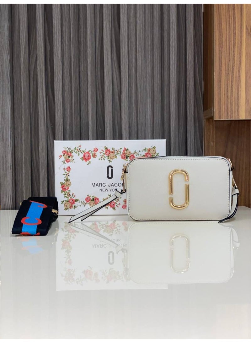 مارك جاكوبس حقيبة كتف جلدية من مارك جاكوبس ب الوان متعددة - Image 2