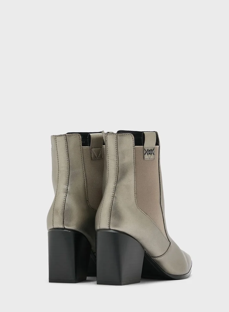 KENDALL + KYLIE Finigan Ankle Boot