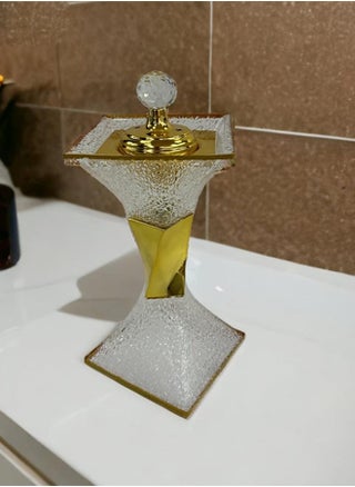 transparent/golden/d