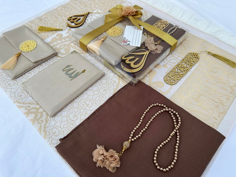 SAIKA Muslim Prayer Rug  7 in One Gift Set  Prayer Mat Surah Book  Tasbeeh  Scarf  Surah Case  Bookmark  Car Mirror Hanger  Prayer Beads Islamic Gift for Umrah  Hajj  Wedding  Janamaz (GOLD) - Image 1