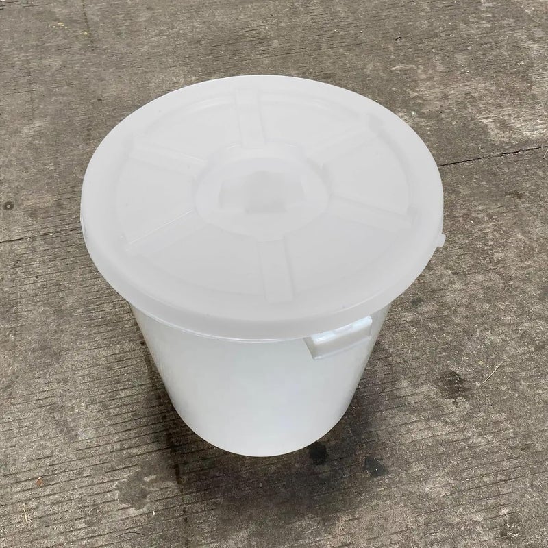 SMASOLO Outdoor Trash Can Lid 45l Thickened White Storage Lid Garbage Bin Cover Accessory for Garden and Sanitation Use - Image 5