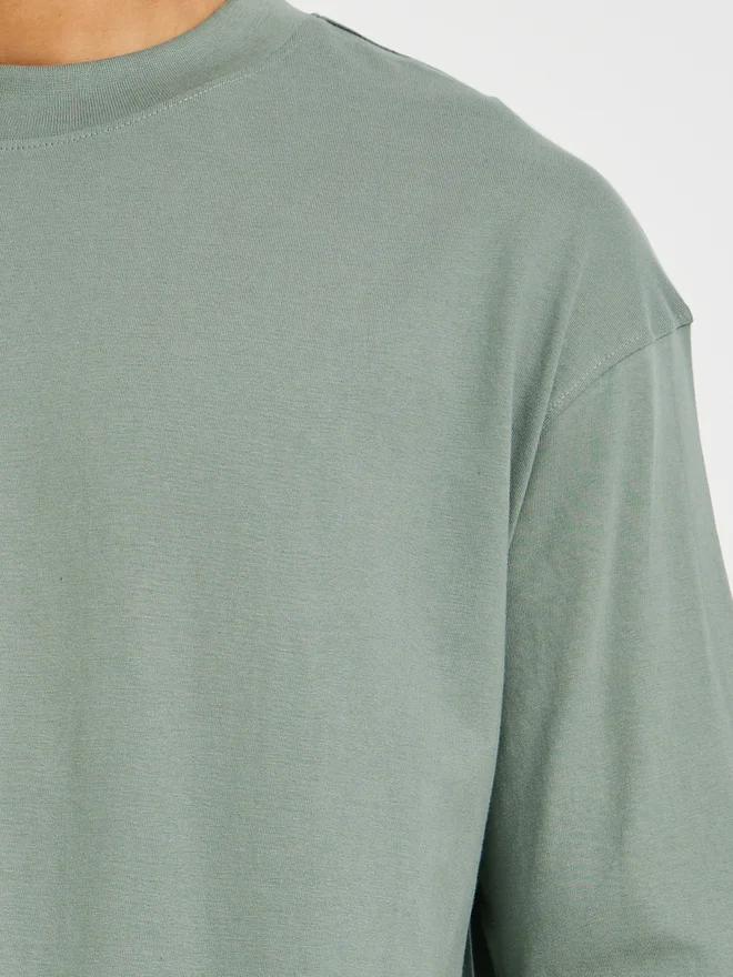 Styli Styli Solid Oversized Crew Neck T-Shirt