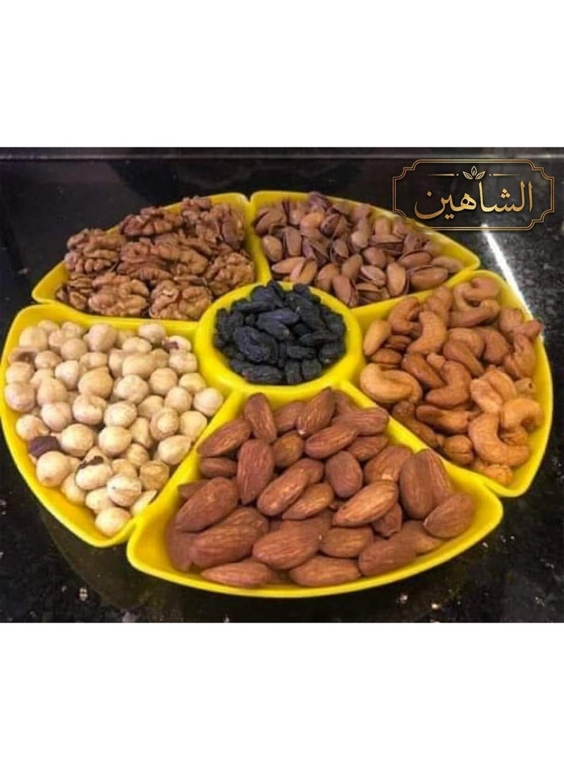 Al Shaheen Luxury Box 3kg – A distinctive selection of American nuts and mixed snacks – Jumbo pistachios and cashews, walnuts, almonds, roasted peanuts, sunflower seeds, and super sunflower seeds – 2-tier gift box for hospitality and occasions - Image 3