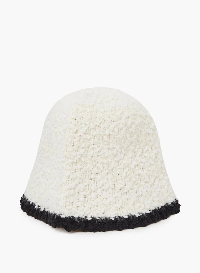 ستايلي Off-White Contrast Trim Textured Bucket Hat
