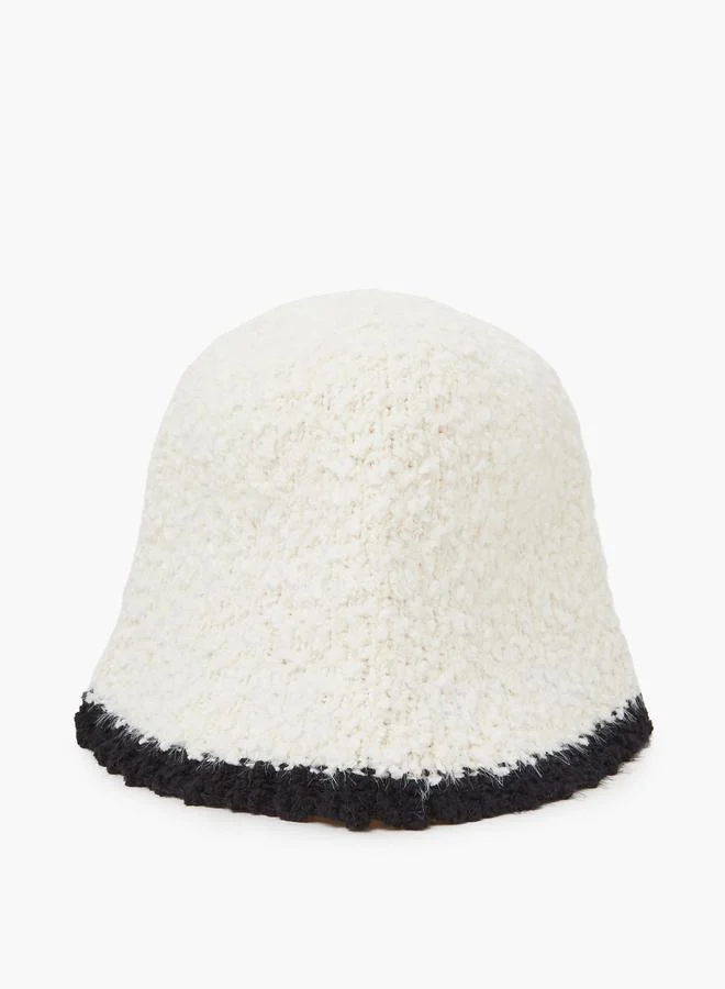 ستايلي Off-White Contrast Trim Textured Bucket Hat