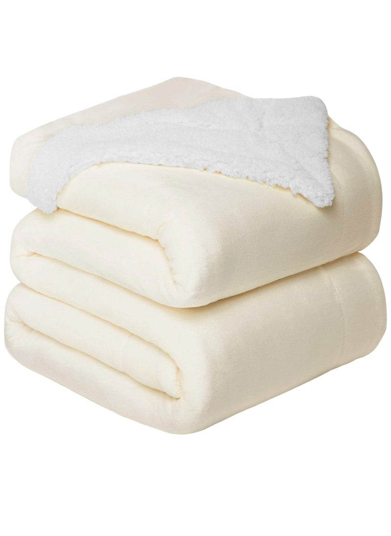 Fabienne - Soft Sheep Reversible King Size Sherpa Blanket for Bed Throw Sofa Travel Flannel Blanket Off White 220x240cm - Image 1
