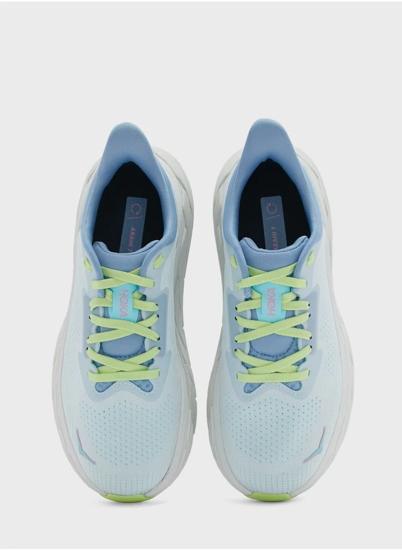 Hoka Arahi 7