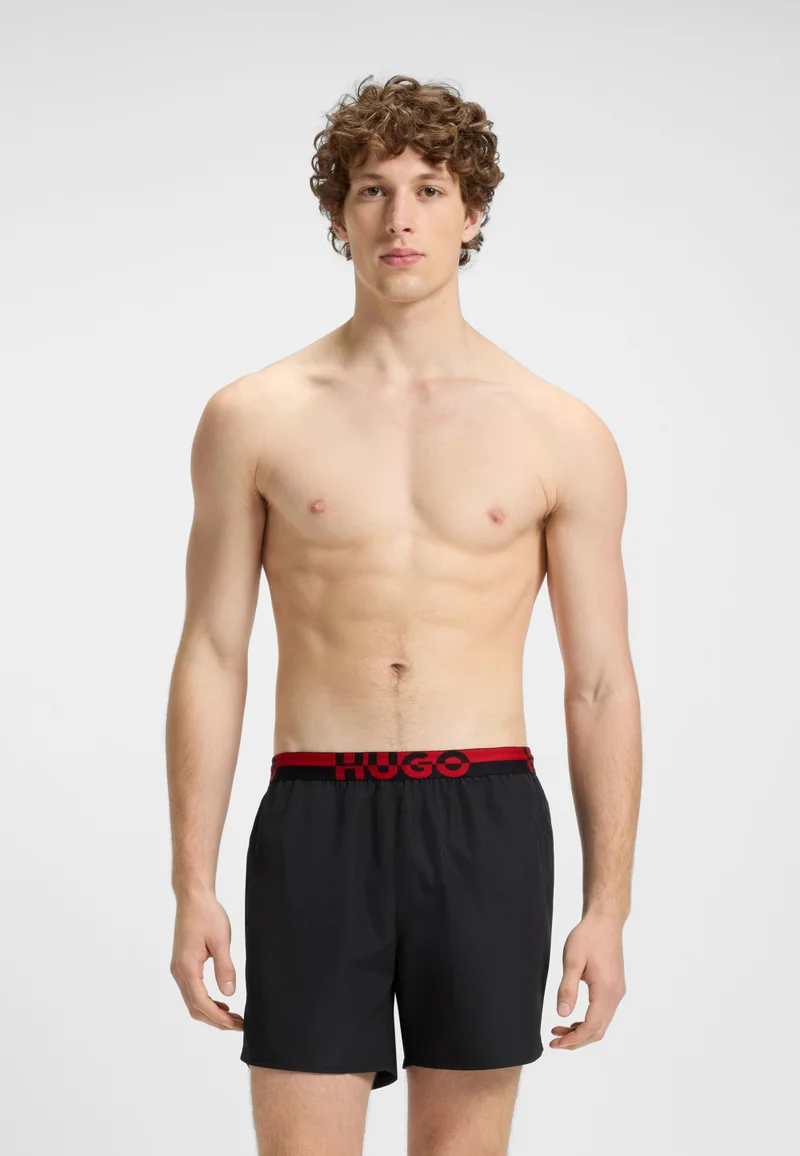 هوجو شورت سباحة بحزام خصر بشعار مقسوم