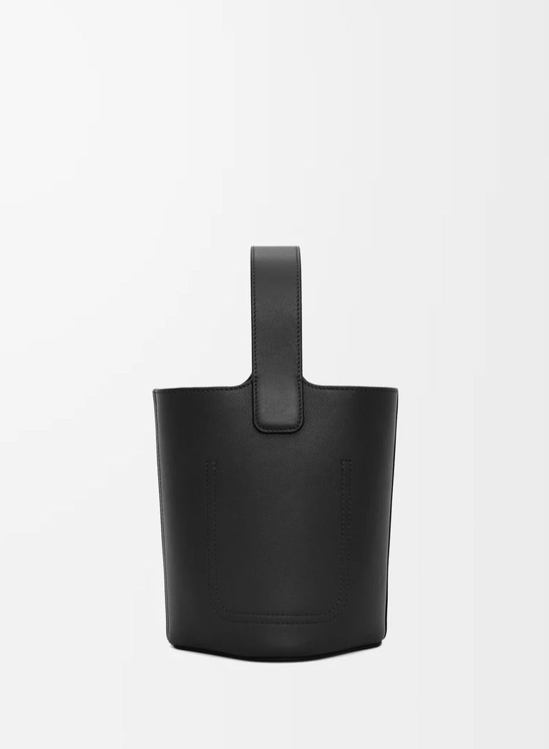 LOE Mini Pebble Bucket bag - Image 1