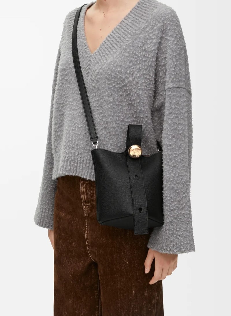 LOE Mini Pebble Bucket bag - Image 3