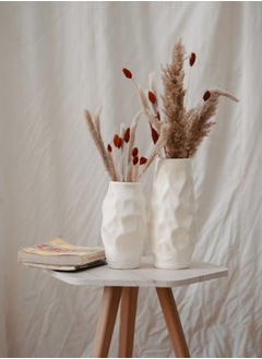 Calda Elegance in Every Curve: Handcrafted Pottery Vases that Bring Timeless Beauty to Your Space.  - Image 1