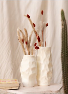 Calda Elegance in Every Curve: Handcrafted Pottery Vases that Bring Timeless Beauty to Your Space.  - Image 3