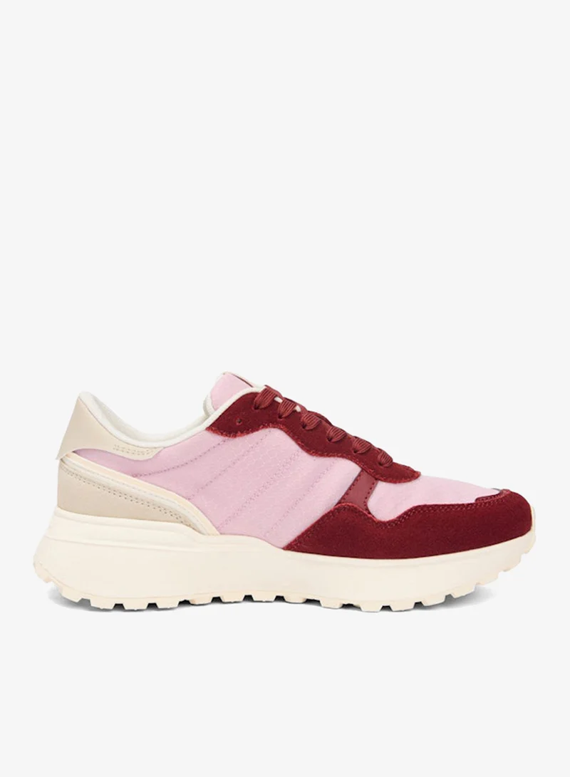 Casual Low Top Sneakers