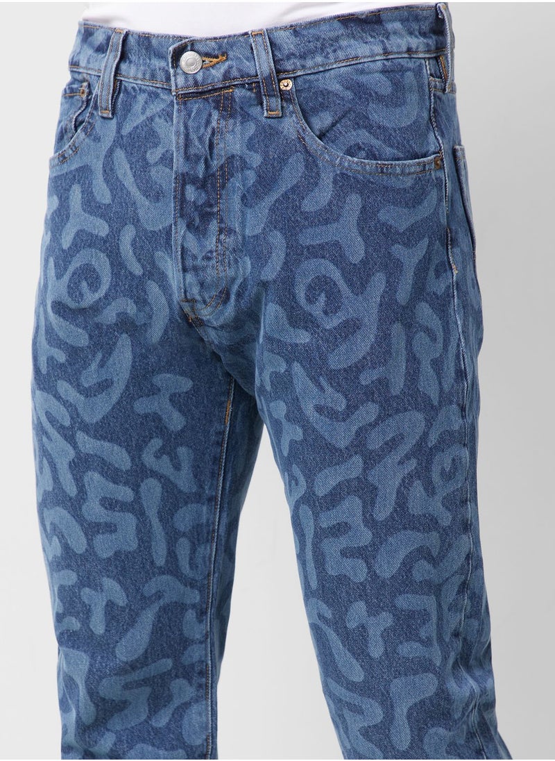 Levi's - Mid Wash Relaxed Fit Jeans - Image 1