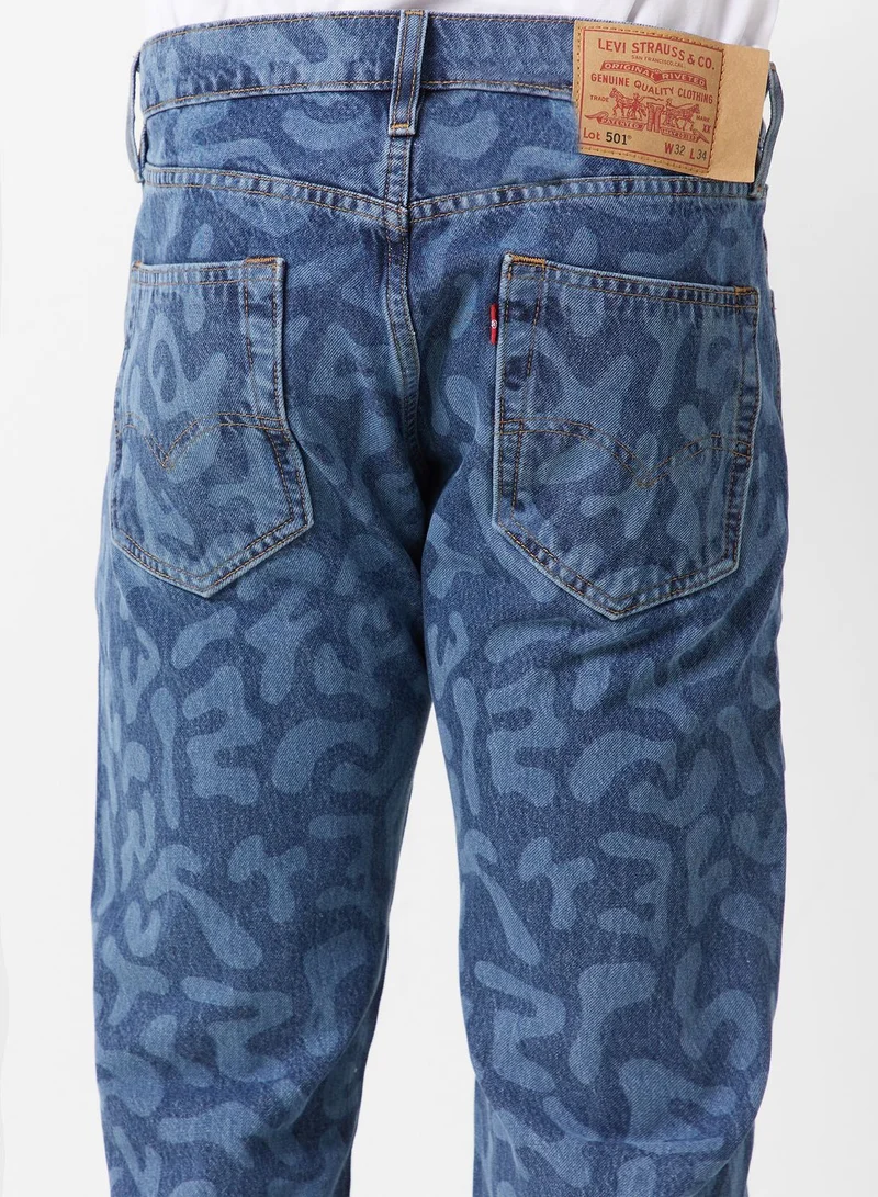 Levi's Mid Wash Relaxed Fit Jeans