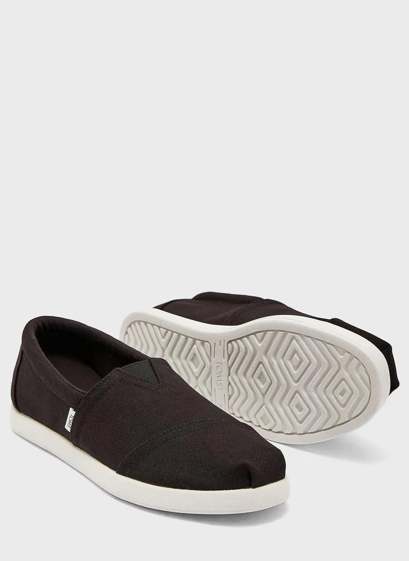 TOMS Alp Fwd Slip Ons