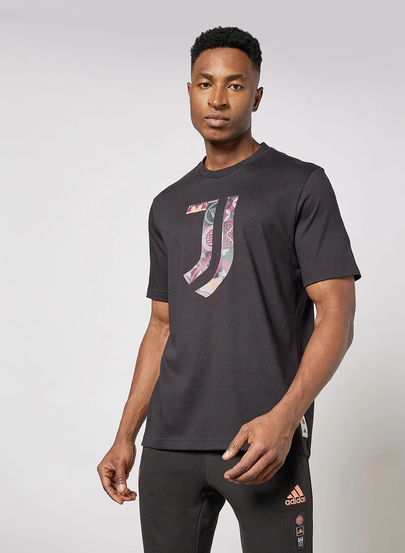 adidas Juventus F.C. CNY Football Jersey