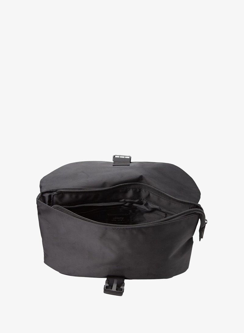 Bata Classic Black Messenger Bag - Image 4