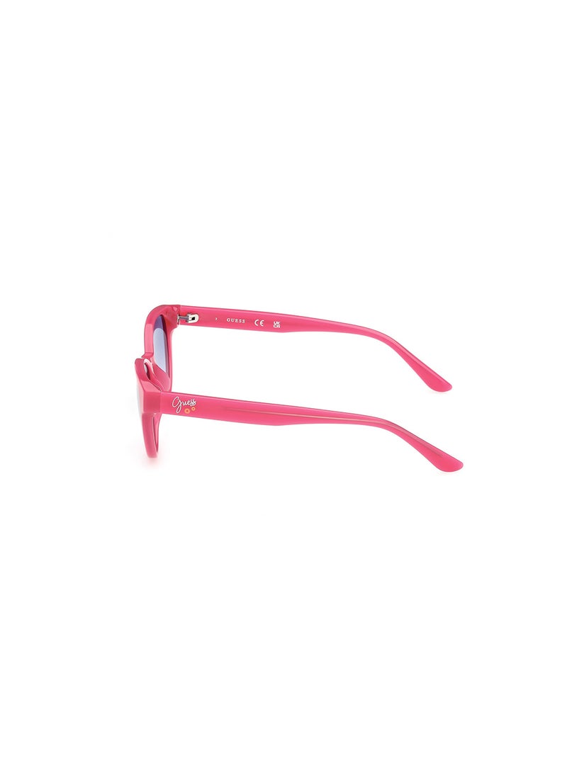GUESS نظارة شمسية على شكل عين القطة لحماية الفتيات من الأشعة فوق البنفسجية - GU0012872Z49 - مقاس العدسة: 49 مم - وردي داكن لامع  - Image 2