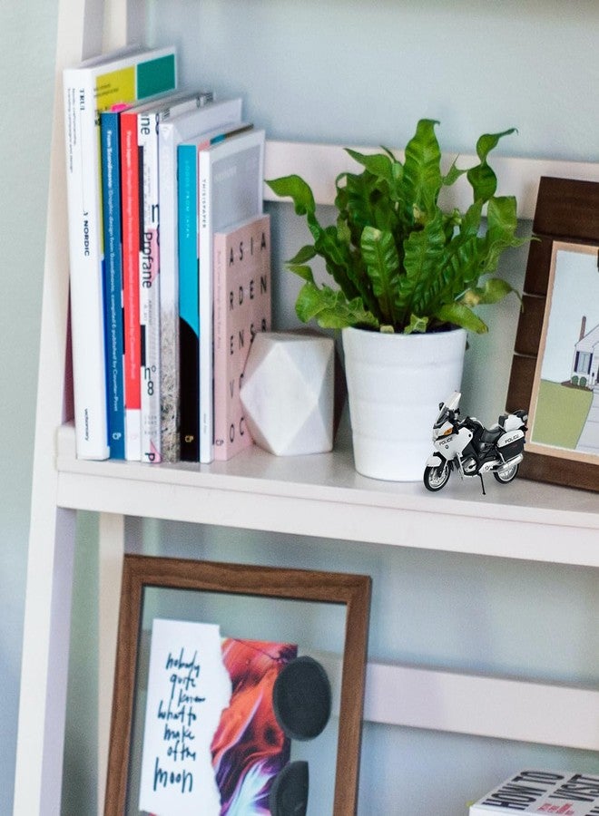 Welly Die Cast BMW R1200 RT Police Motorcycle, 1:18 Scale, Collectible Model Dirt Bike - Image 4