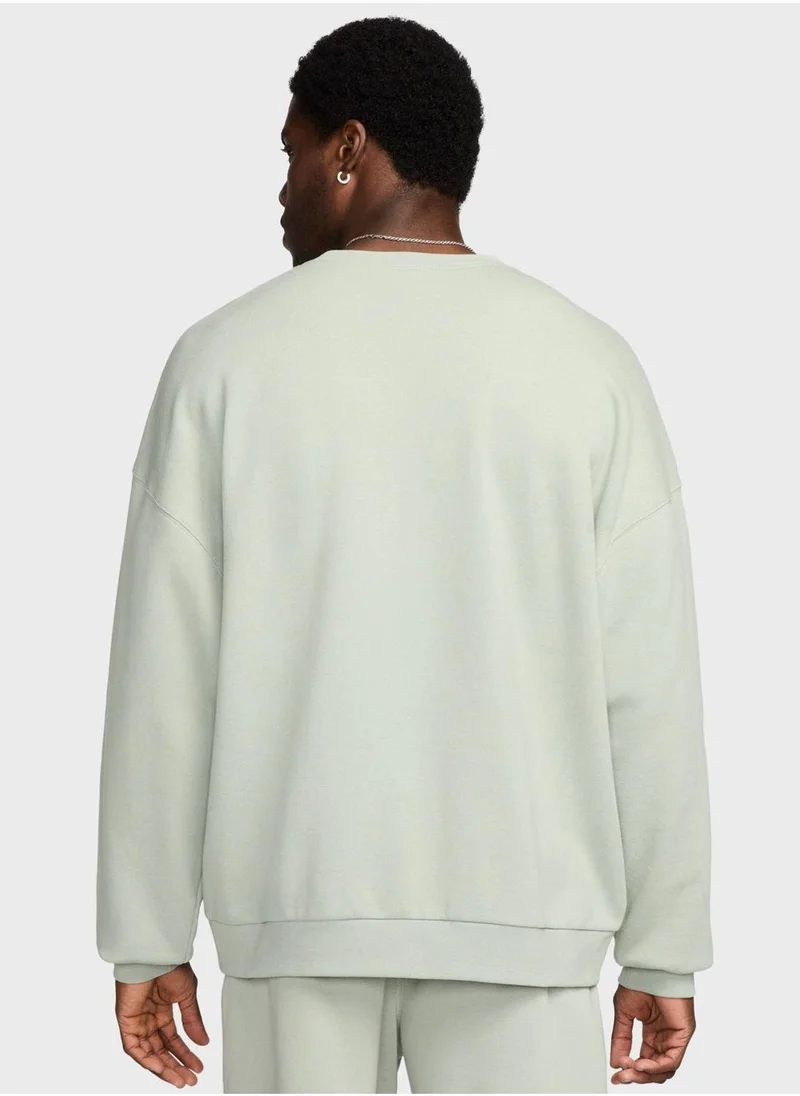 Nike Club Fit Sweatshirt