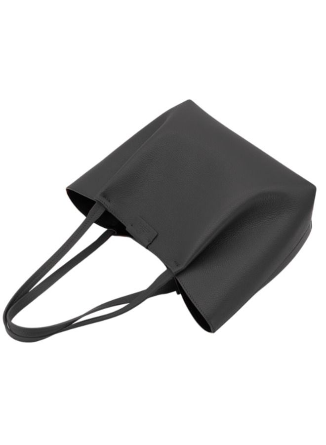 Effetty Women's medium size casual shoulder bag in leather made in Italy, Made of genuine leather, available in both winter and summer colors, Black - Image 1