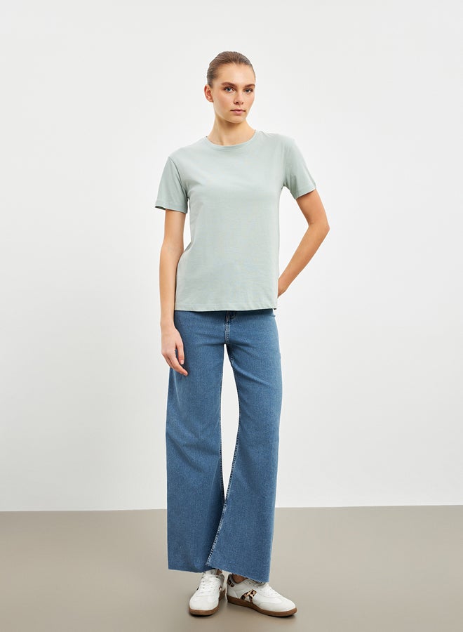 LC WAIKIKI Crew Neck Plain Jersey Women's T-Shirt - Image 2
