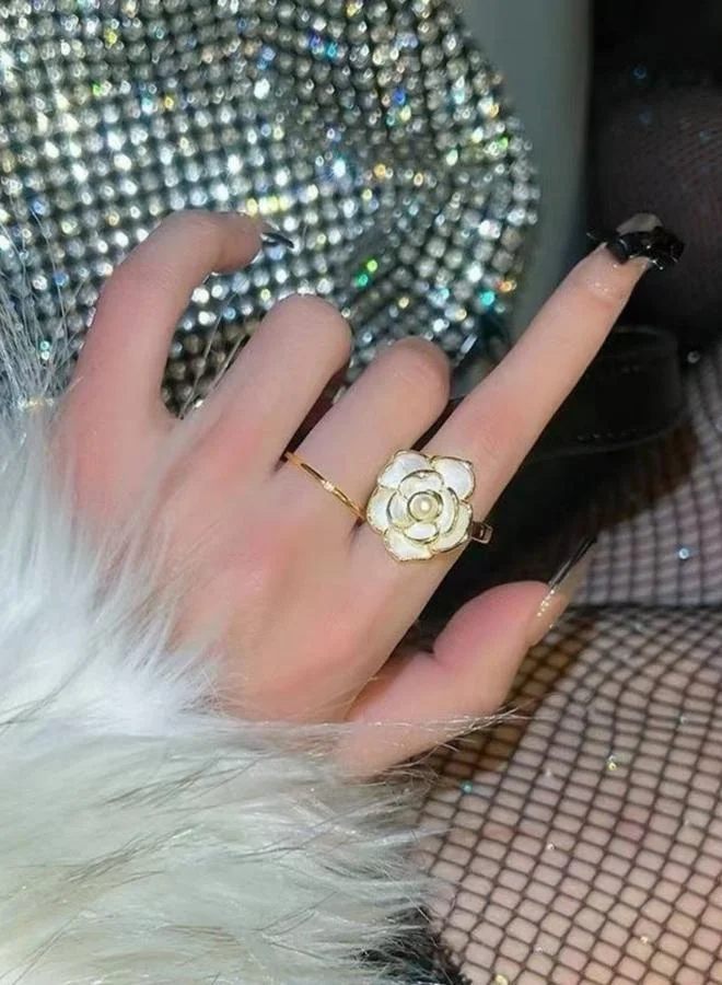 تايك تو خاتم بتصميم زهرة ثلاثية الأبعاد