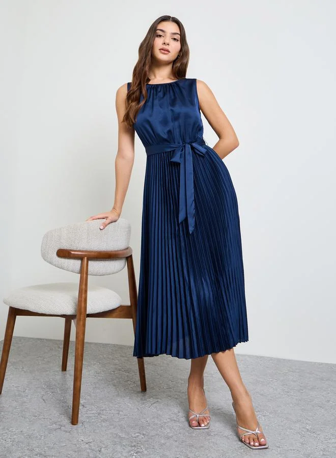 تايك تو Navy Blue Satin Pleated Midi Dress with Tie Waist