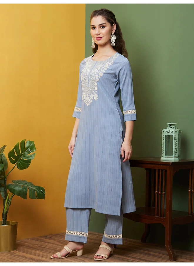 globus Globus Round Neck Embroidered Straight Kurta with Trousers Set