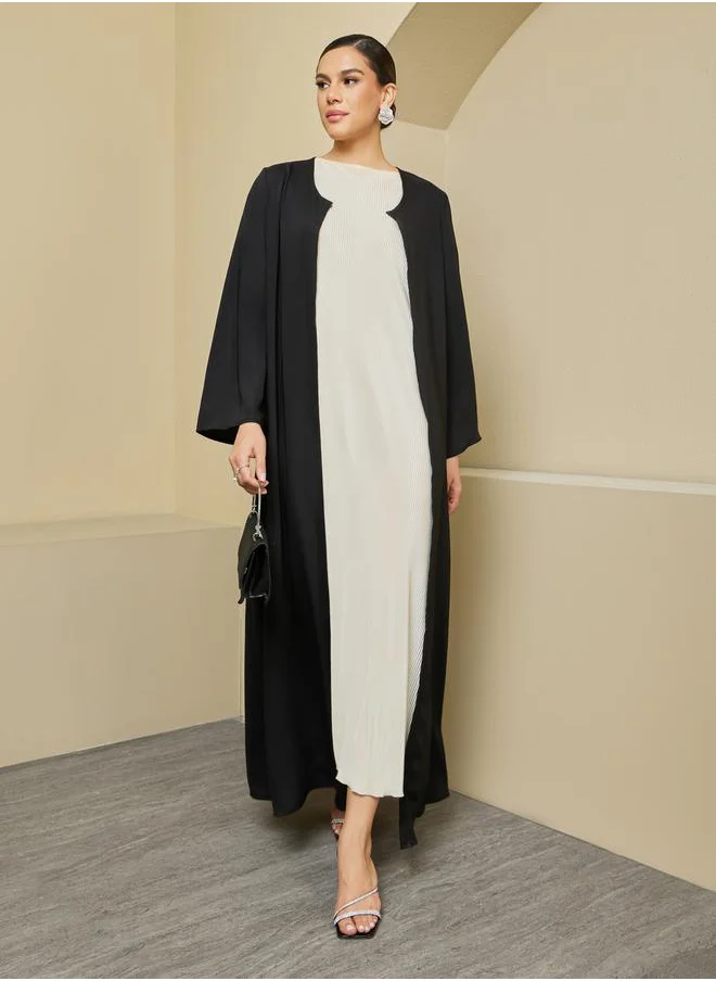 ستايلي Regular Fit Front Open Crepe Abaya