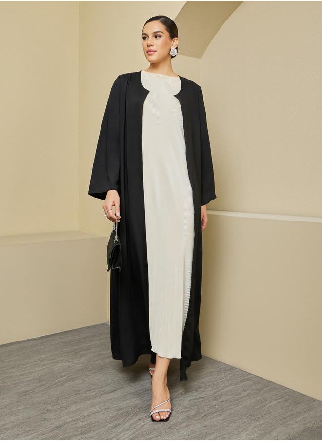 Styli Regular Fit Front Open Crepe Abaya  - Image 2