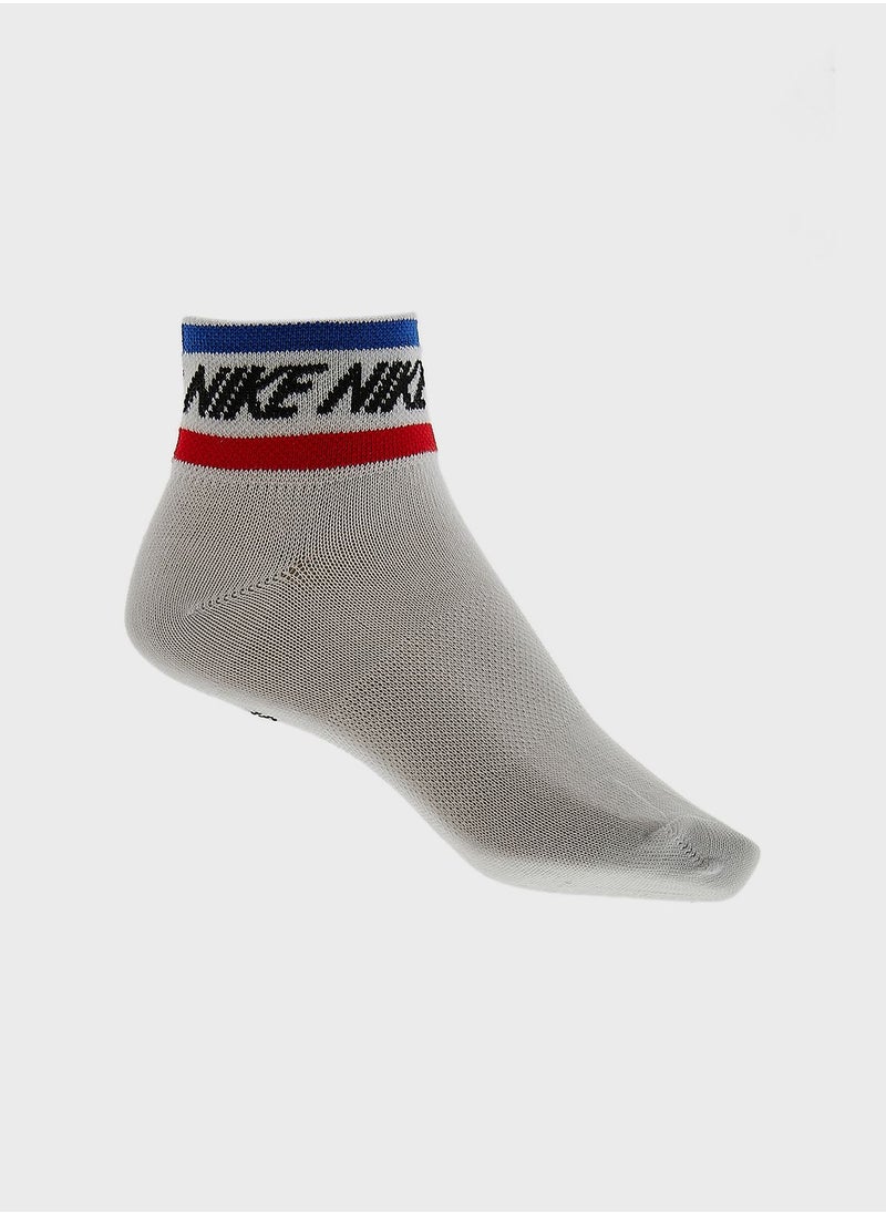 Nike 3 Pack Nsw Everyday Essential Ankle Socks  - Image 2