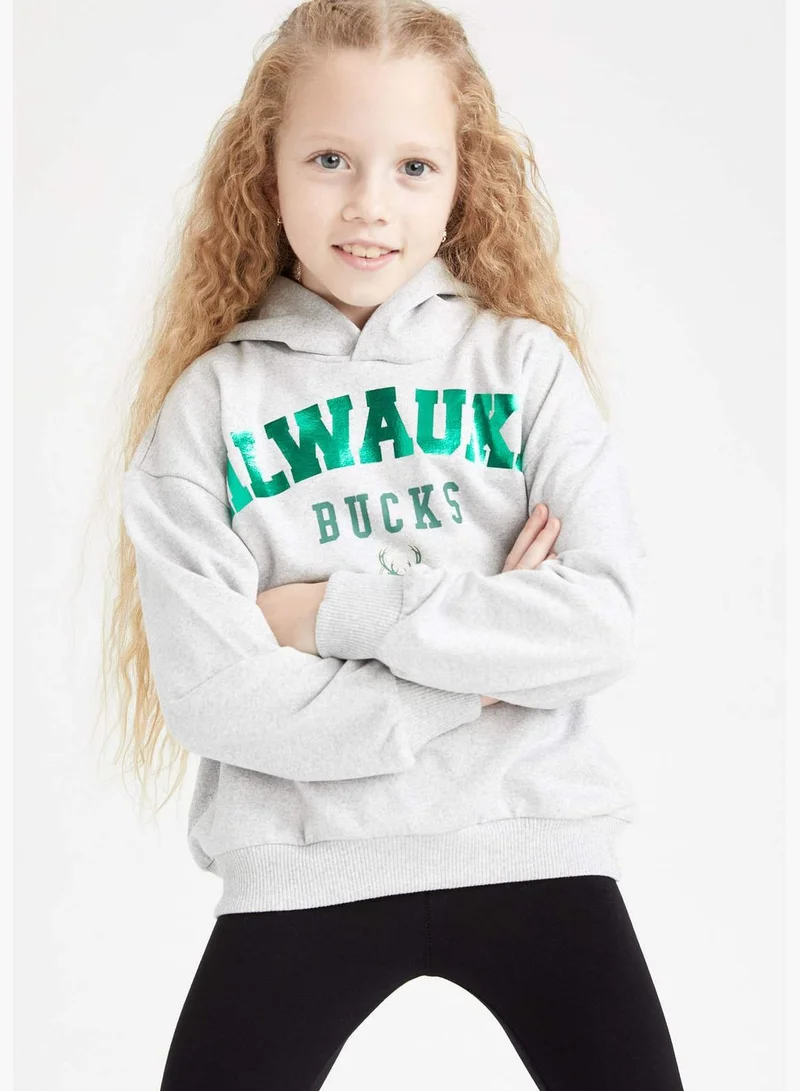 DeFacto Girl NBA Milwaukee Bucks Licenced Crew Neck Long Sleeve Knitted Sweatshirt