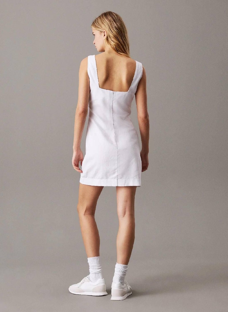 كالفن كلاين جينز فستان قصير من القطن والكتان الناعم - Image 2