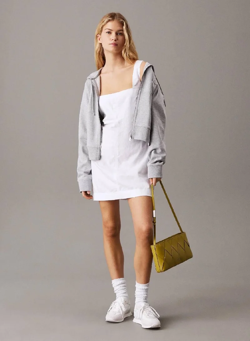 كالفن كلاين جينز فستان قصير من القطن والكتان الناعم