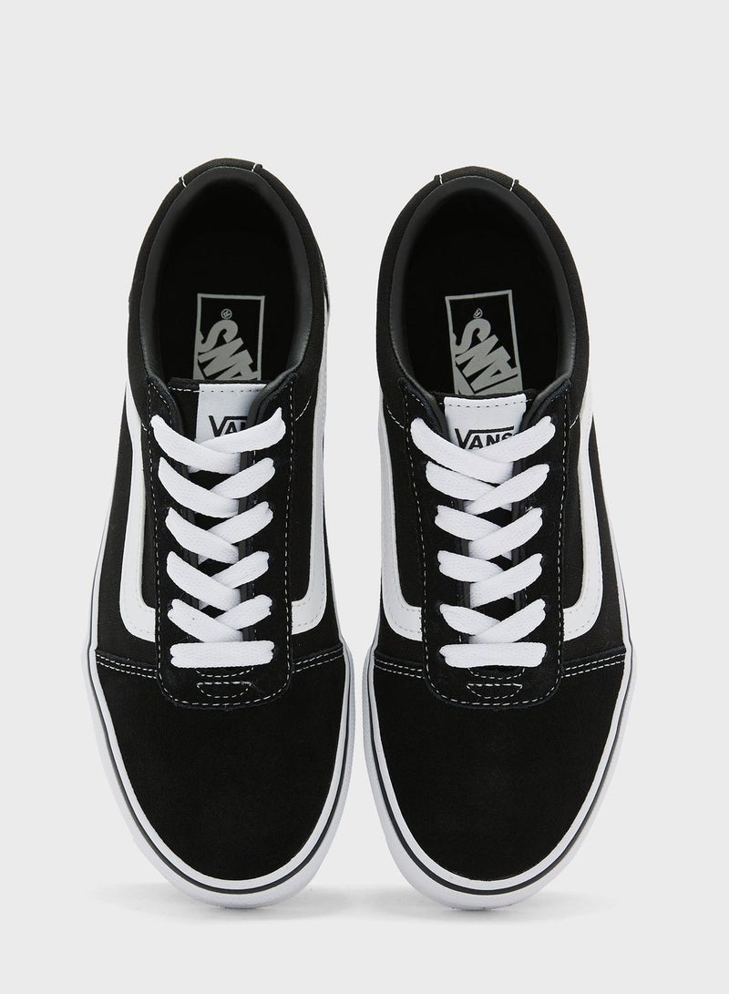 Essential Asher Sneakers