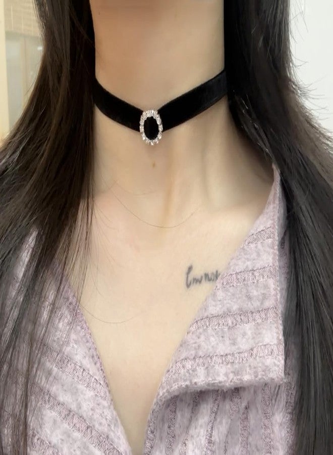 Dtja Vintage Black Red Velvet Choker Necklace for Women Gothic Victorian Round Love Heart Jingle Bell Charms Adjustable Chain Necklaces Holiday Dress Accessories Punk 80s 90s Christmas Valentine Cosplay Party Jewelry (B-Circle) - Image 4