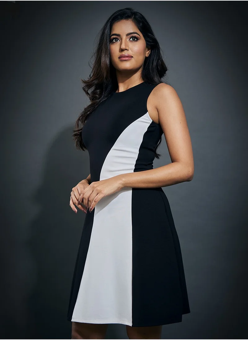 Zigzag Black & White Side Paneled Ponte Dress