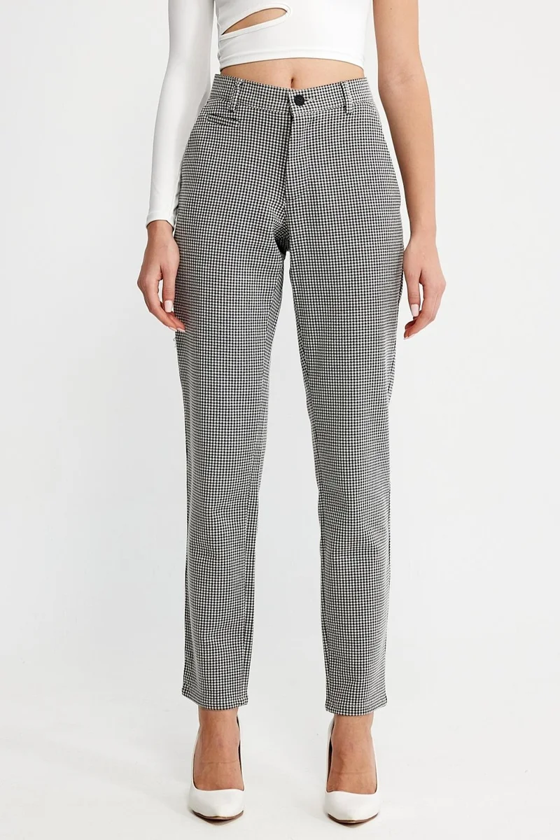 الكسندر جاردي Plaid Comfort Fit Chino Trousers (Erk56013)