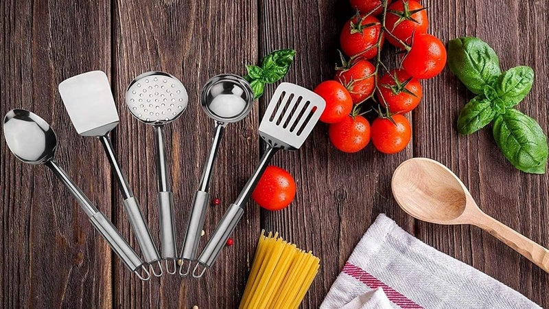 Kuber Industries Heart Home Multiuses Serving Cooking Stainless Steel Kitchen Tool Utensil Set of 5 Skimmer Spatula Solid Turner Slotted Turner Ladle Silver  - Image 3
